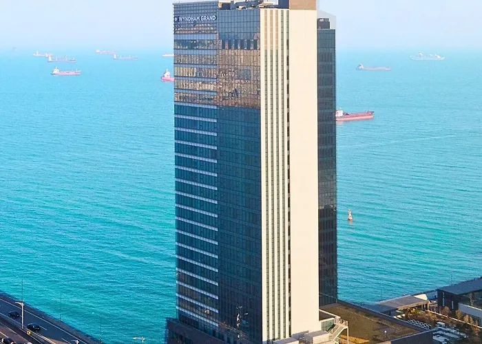Wyndham Grand Busan