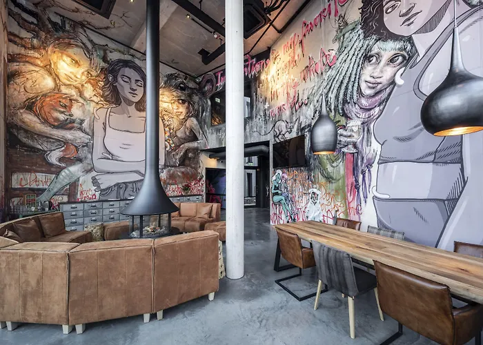 Liebesbier Urban Art & Smart Hotel Bayreuth