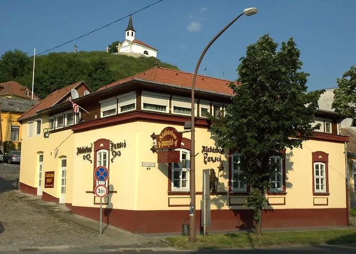 Alabárdos Panzió és Apartmanház Esztergom