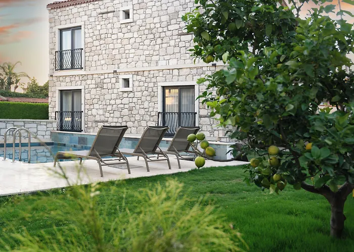 Fethi Baba Konagi Bed & Breakfast Alaçatı