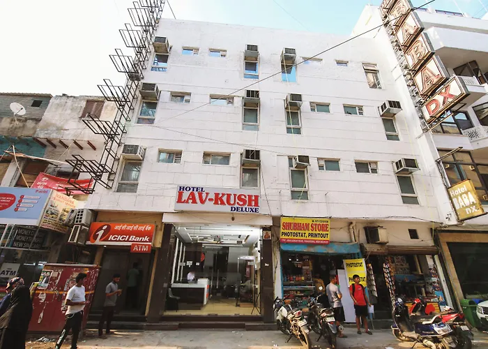 Hotel Lav Kush Deluxe " 3 Min Walking From New Delhi Railway Station "