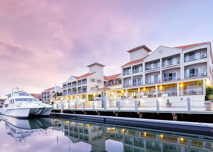 Hope Harbour Hotel Gold Coast