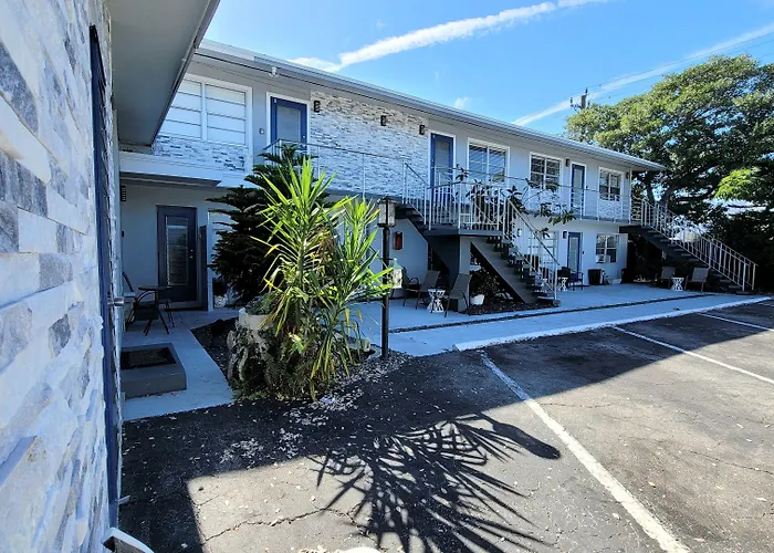 Beachway Inn Lantana