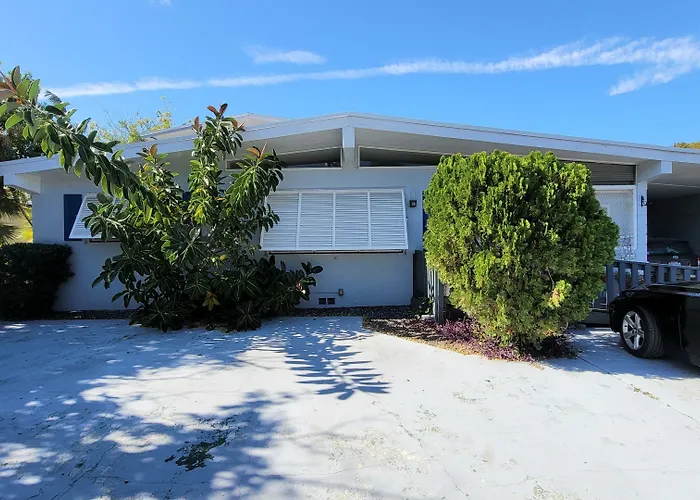 Beachway Inn Lantana