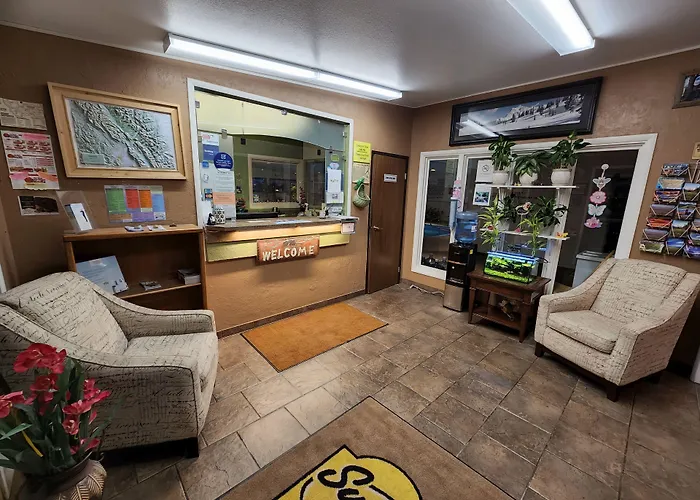 Super 8 By Wyndham Cut Bank Motel