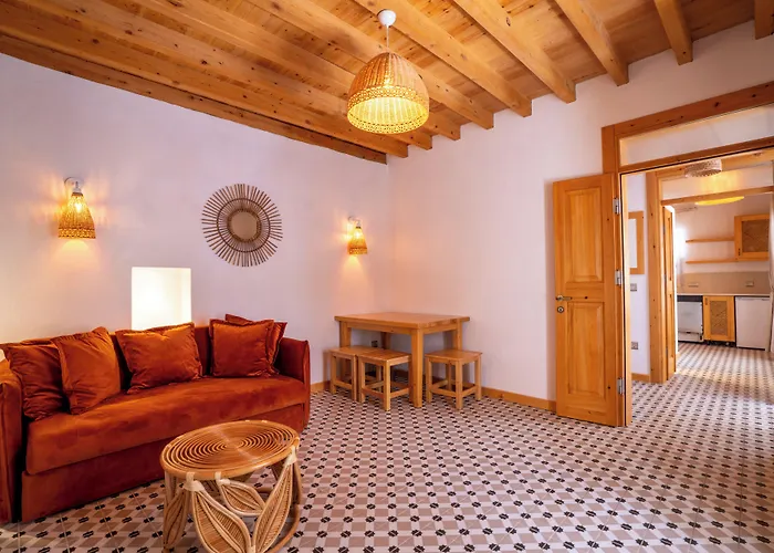 Muhtar Hotel Kaş