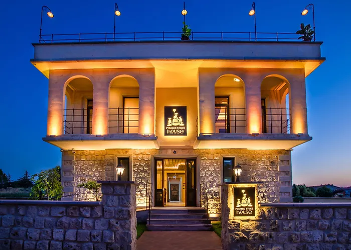 Cappadocia Pyramid Stone House Hotel Uçhisar