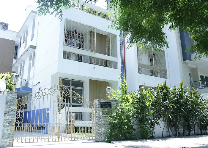 Maplewood Guest House, Neeti Bagh, New Delhiit Is A Boutiqu Guest House