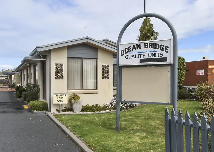 Ocean Bridge Lakes Entrance