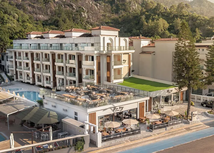 The Ivy Suites İçmeler