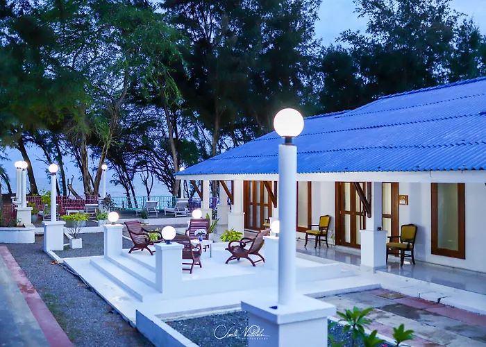 Ceylonta Beach Resort And Spa Hambantota