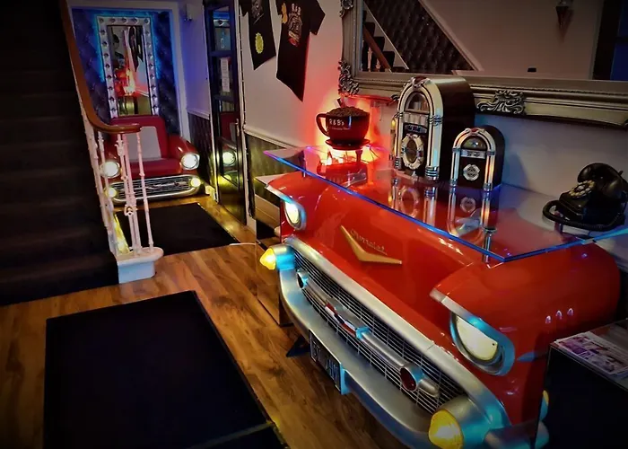 Cadillac Kustomz Guest House Rothesay