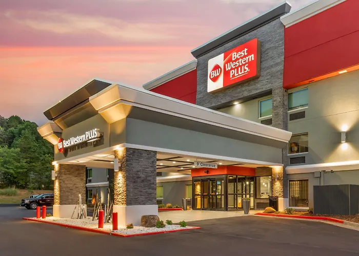 Best Western Plus Magnolia Inn & Suites Cleveland