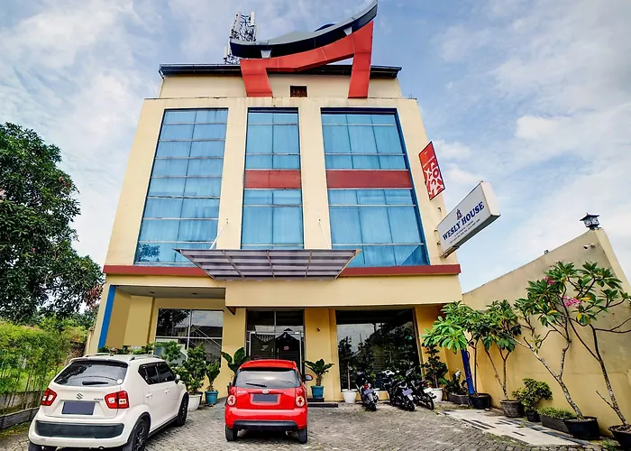 Hotel O Wesly House Medan