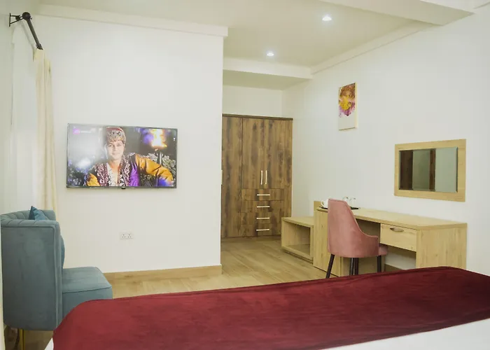 Quest Boutique Hotel Gwarinpa