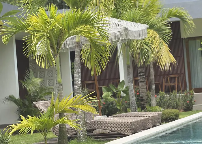 Tropical Almond Villa Uluwatu 