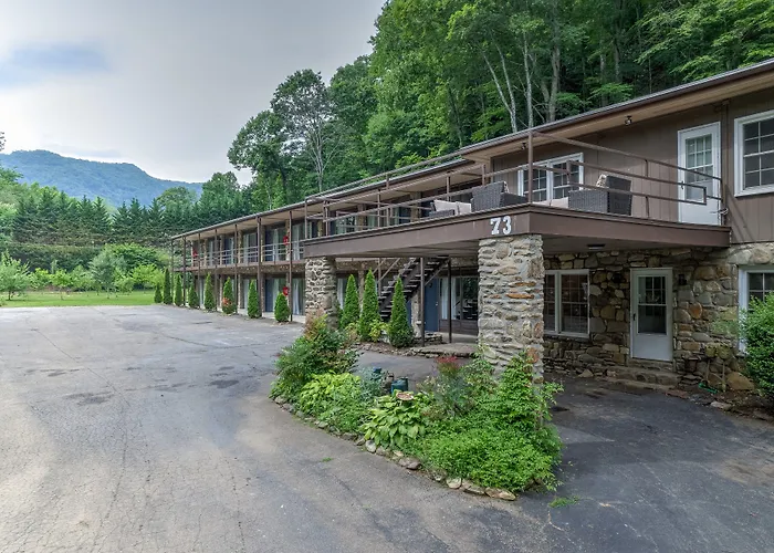 Heart Of The Valley Motel Maggie Valley