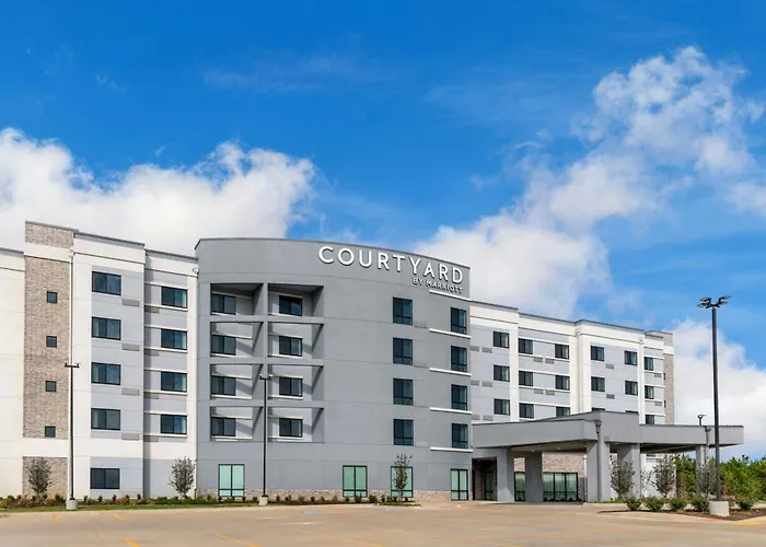 Courtyard By Marriott Sherman