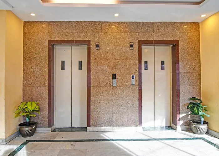 Fabhotel Samrat Kolkata