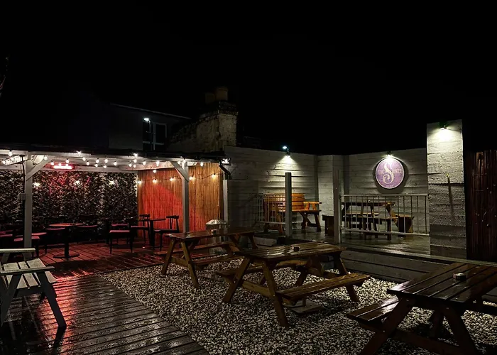 The Cassillis Hotel - Smart Self Check-In Hotel & Bar Maybole