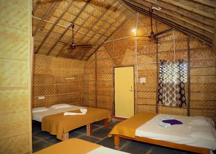 Shanthi Dhama Resort, Hampi