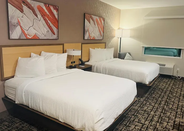 Best Western Plus Pearland/Houston Medical Center Hotel