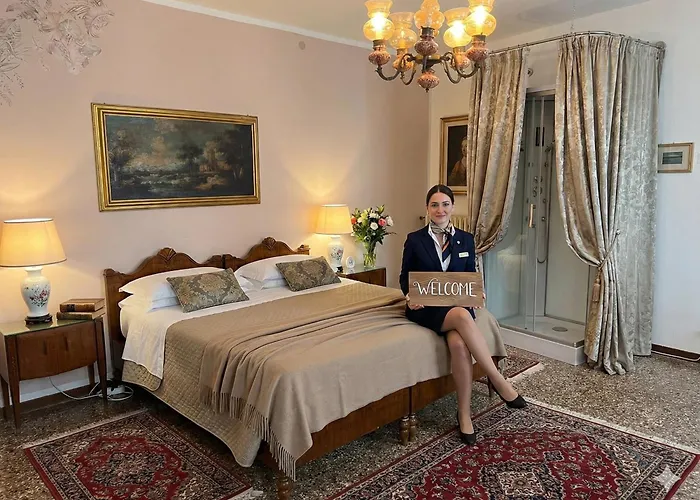 Ritz Venice Guest House Lionsclass