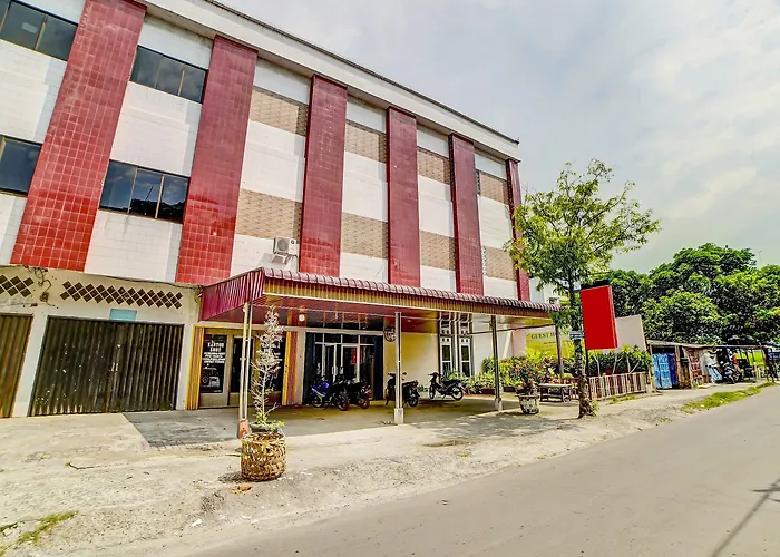 OYO 91224 Brayan Guest House Medan