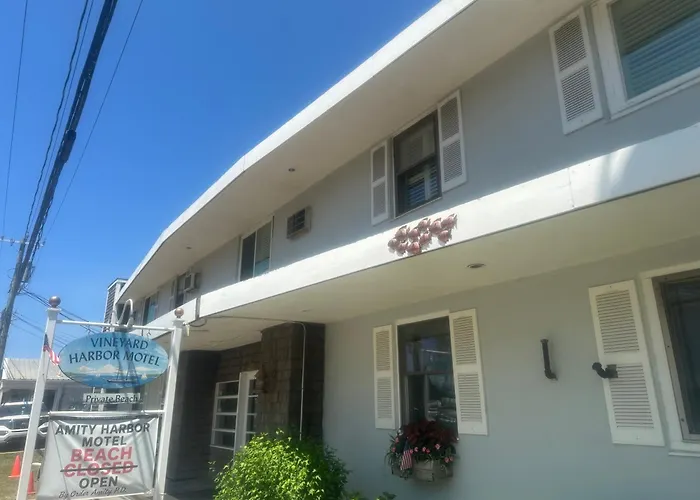Vineyard Harbor Motel Vineyard Haven