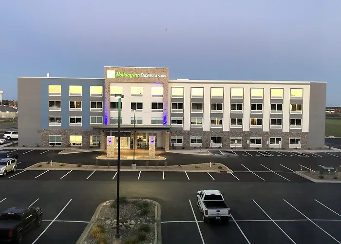 Holiday Inn Express & Suites - Tomah By Ihg