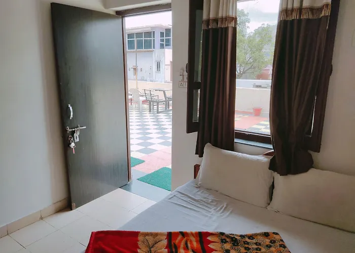 Radhika Palace Mount Abu