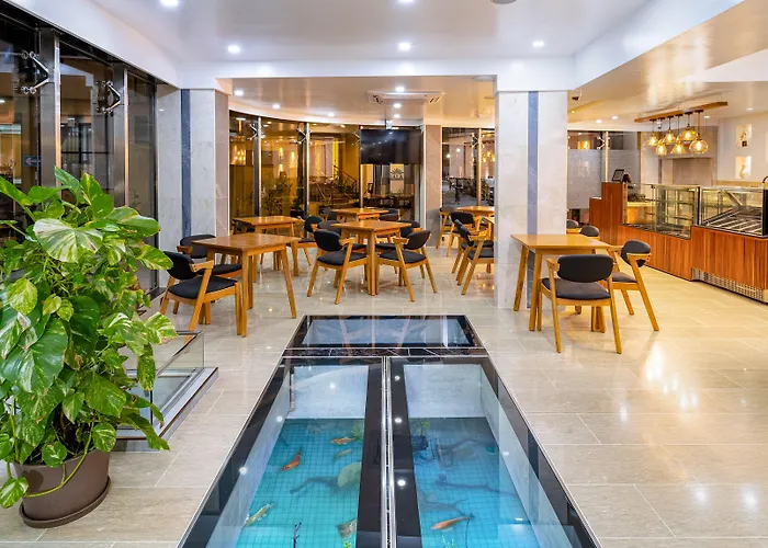 Marukab Plaza Hotel Male