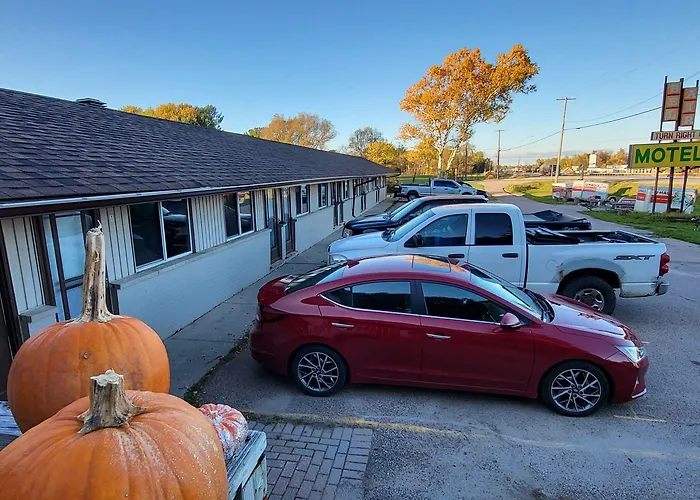 Happyland Inn Orillia