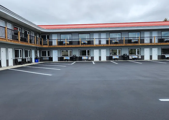 Outdoorsman Motel Wawa