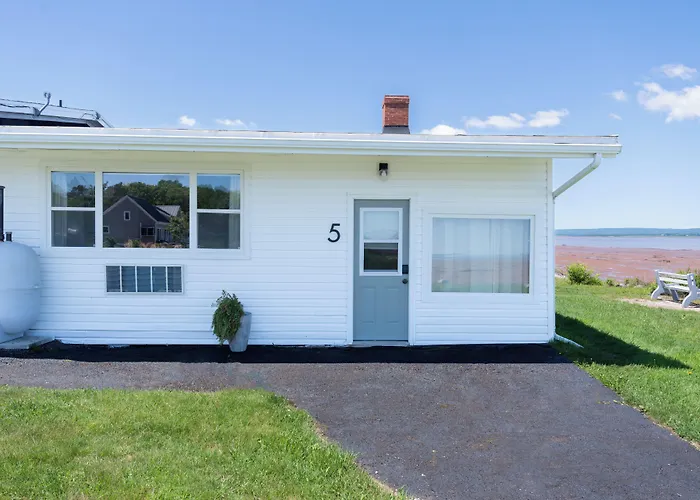 The Breeze Motel Wolfville