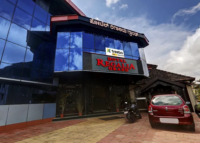Itsy Hotels Regalia Grand, 500 Mtrs From Madikeri Fort
