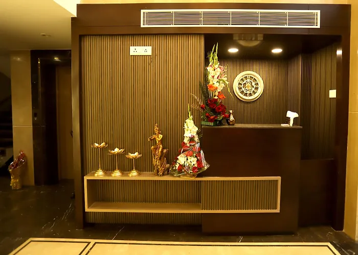 Hotel Grand Girdhar Indore