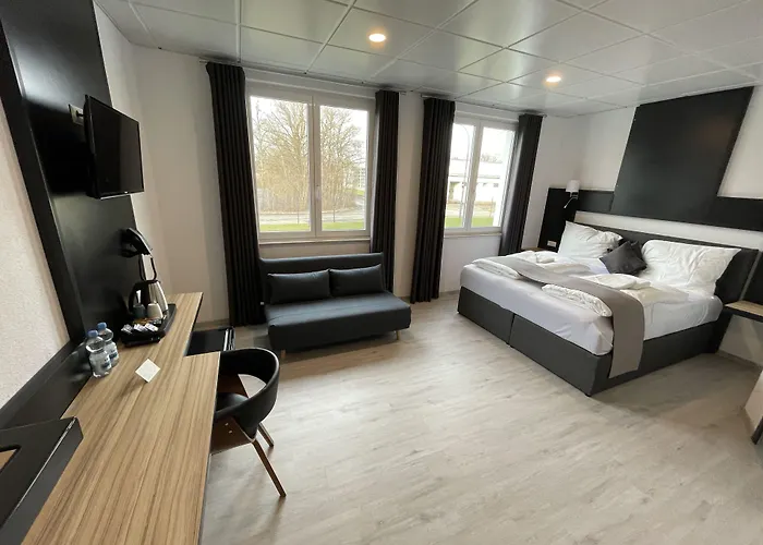 Yebs Hotel Günzburg