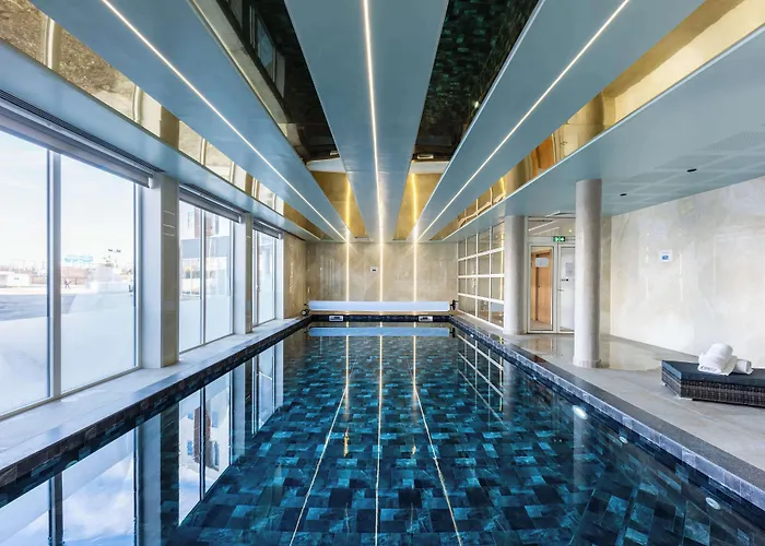 Brit Hotel Privilège Paris Rosny-Sous-Bois