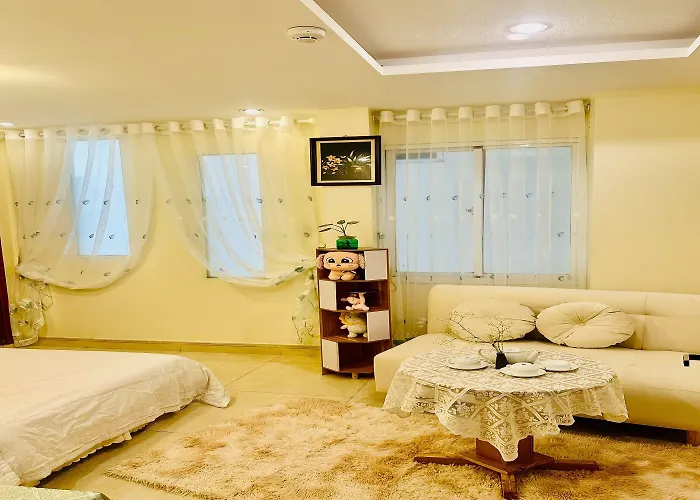 Vietnam Hotel Dalat