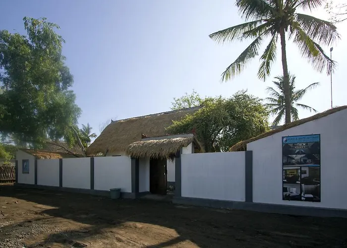 Black & White Cottages Gili Trawangan