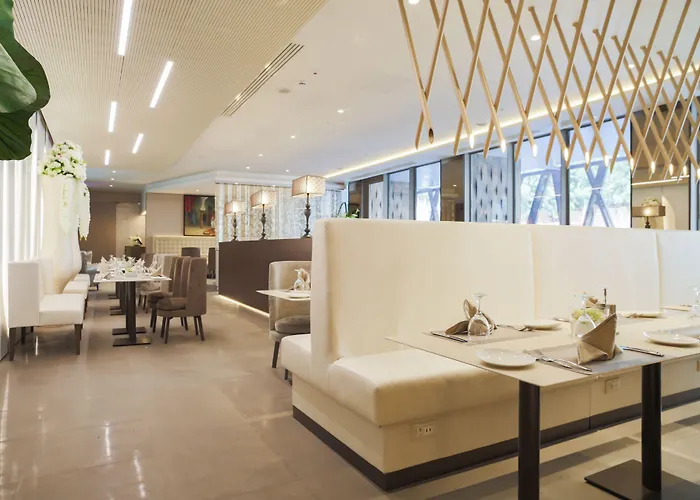The Legacy Luxury Hotel, Alger