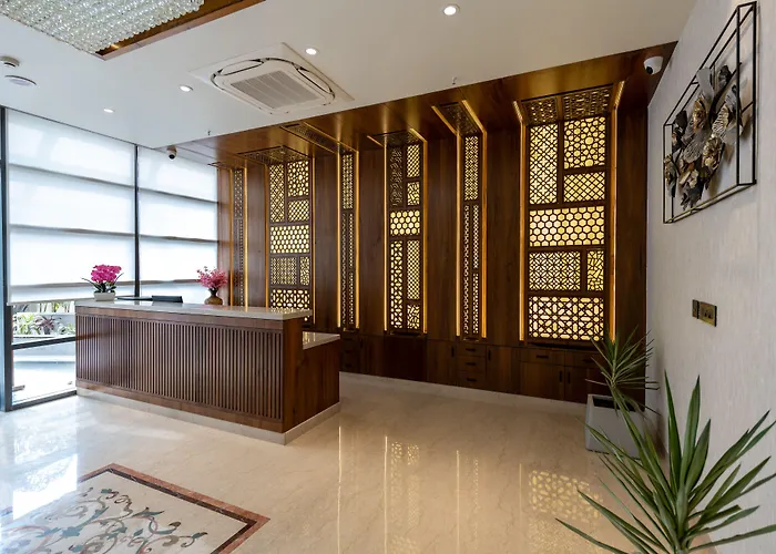 Hotel Regal Grand Bhopal