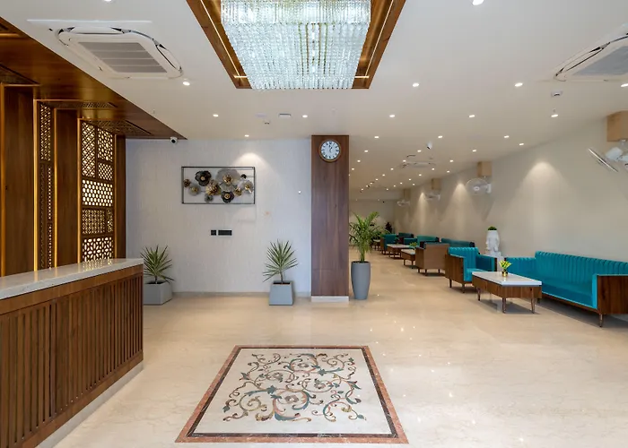 Hotel Regal Grand Bhopal