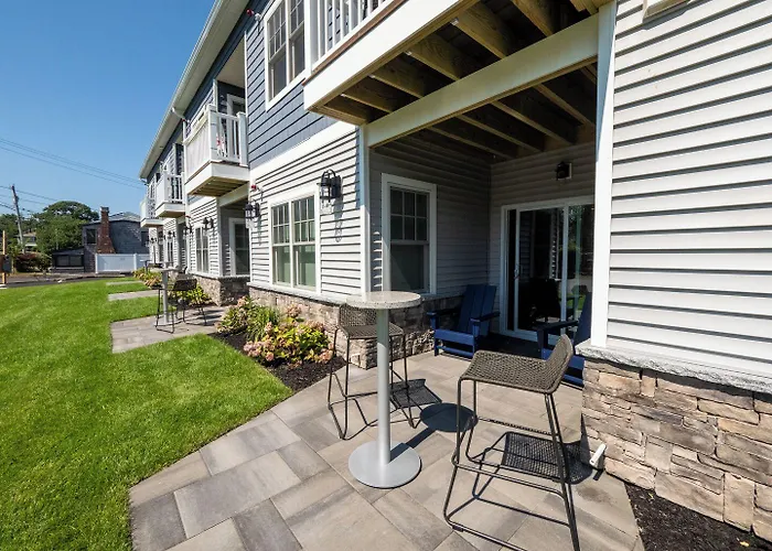 Long Beach Suites Gloucester