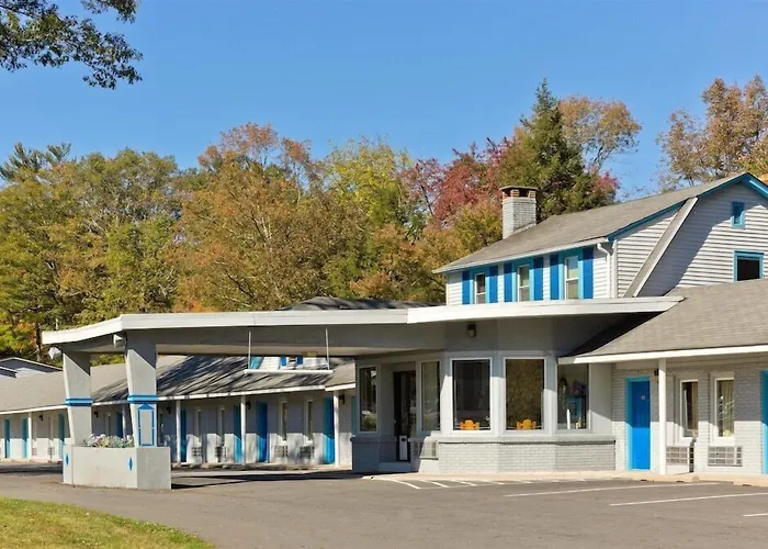Pocono Night Lodge Bartonsville