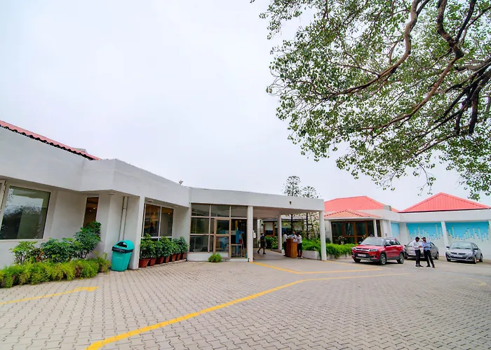 Timber Trail Base Resort - At The Foothills Of Adventure Parwanoo