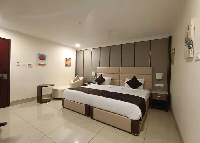 Rkn Grand Hotel Pondicherry