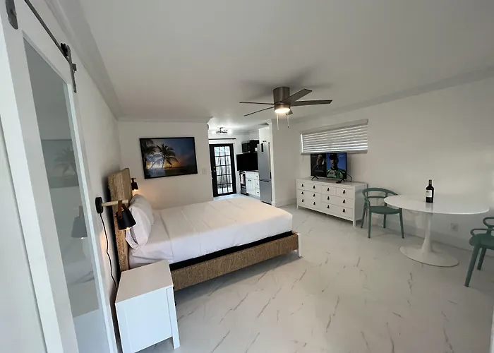 La Mer Suites Lauderdale-by-the-Sea