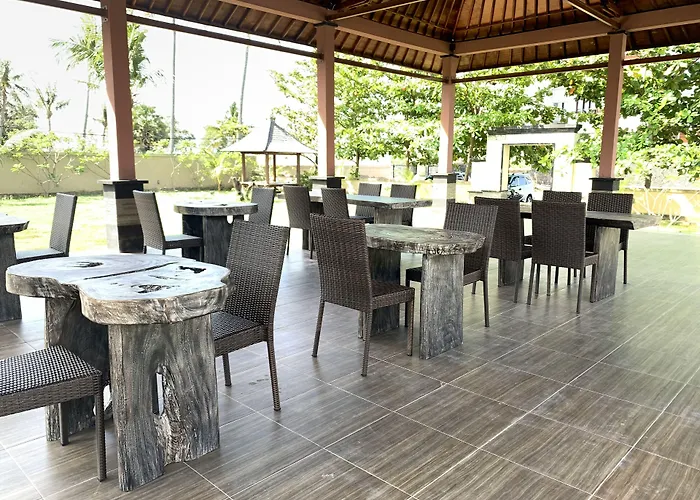 Ariana Beach Resort Amed 